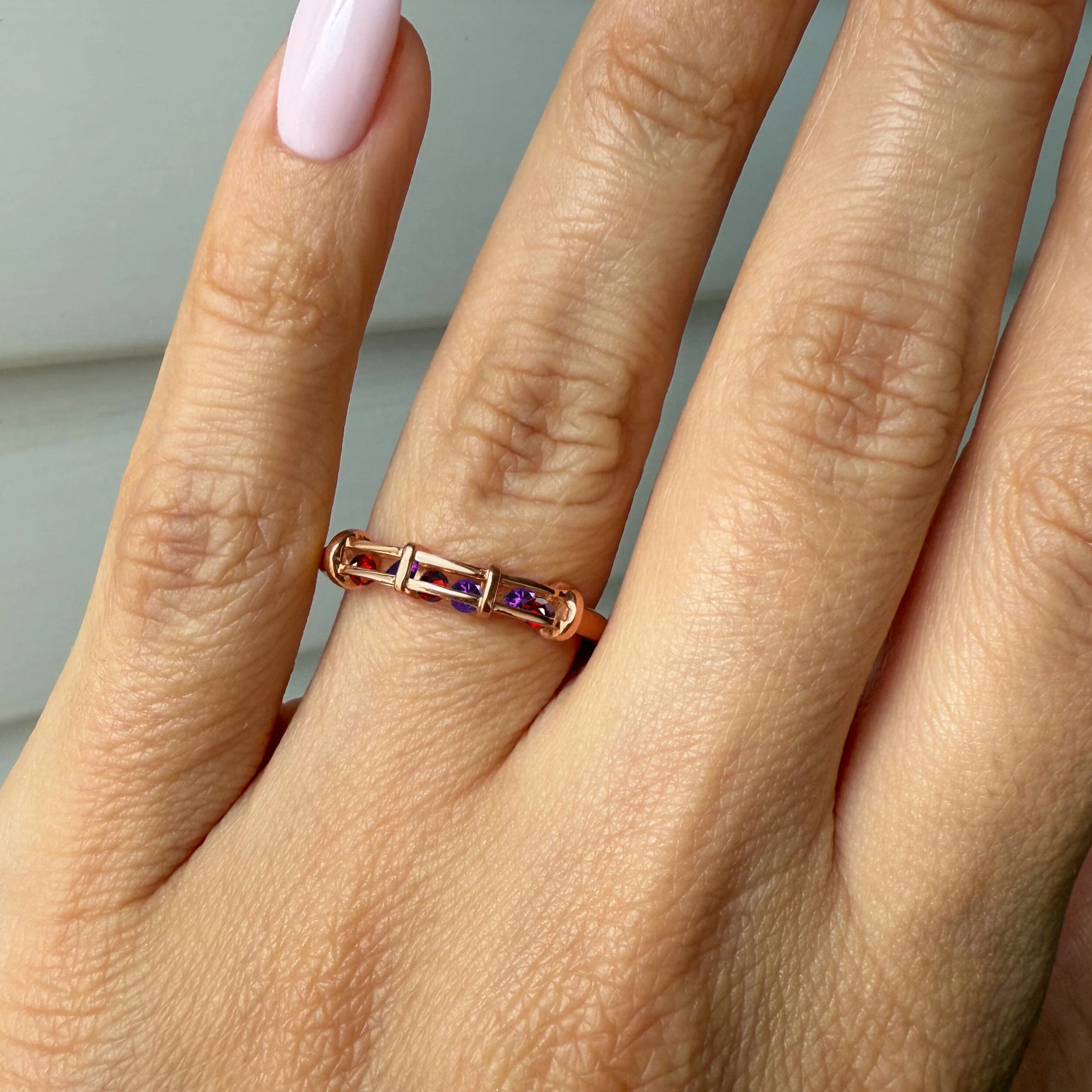 Amethyst Garnet Fidget Ring - Motion Medicine - Image 4