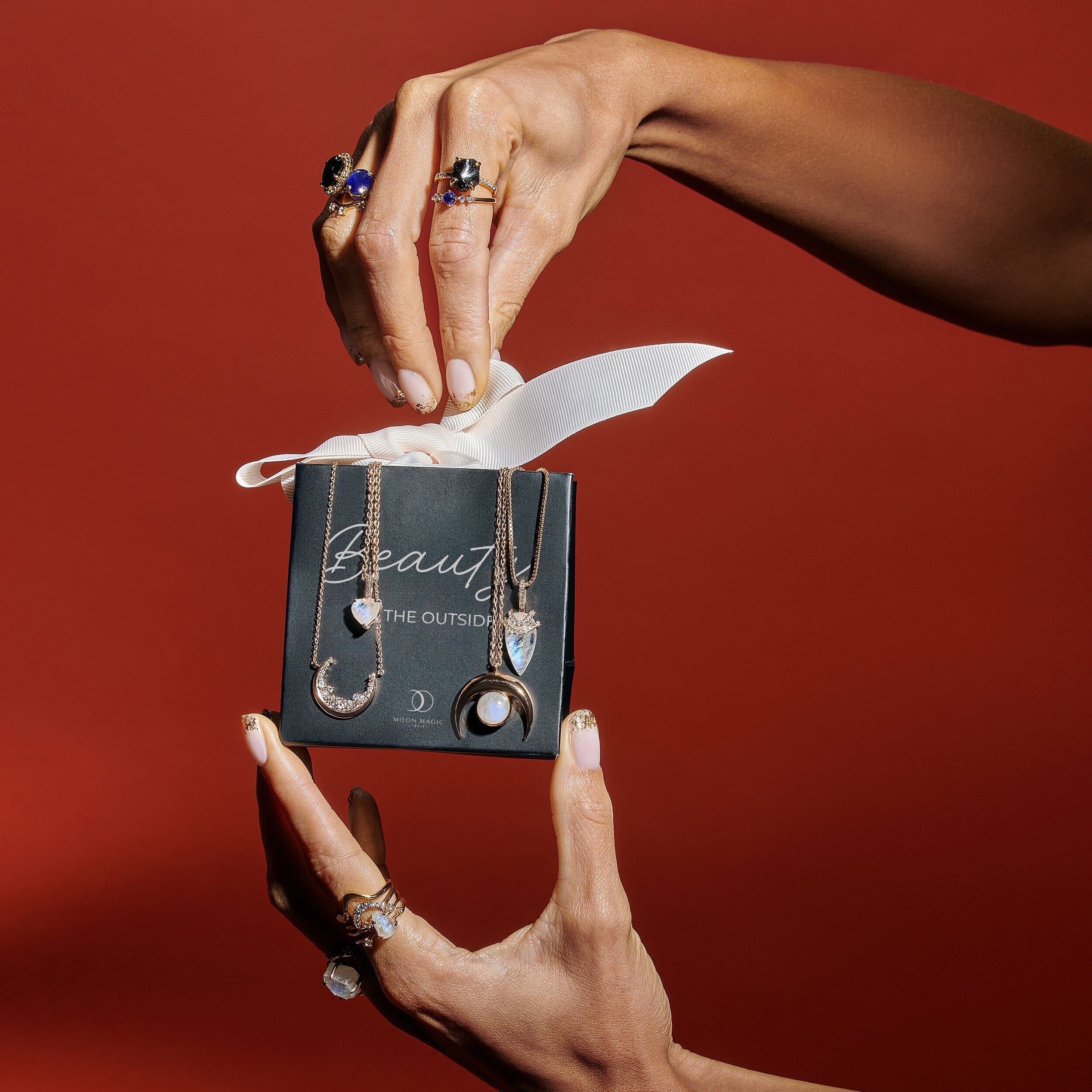 Black Gift Bag - Essence - Image 2