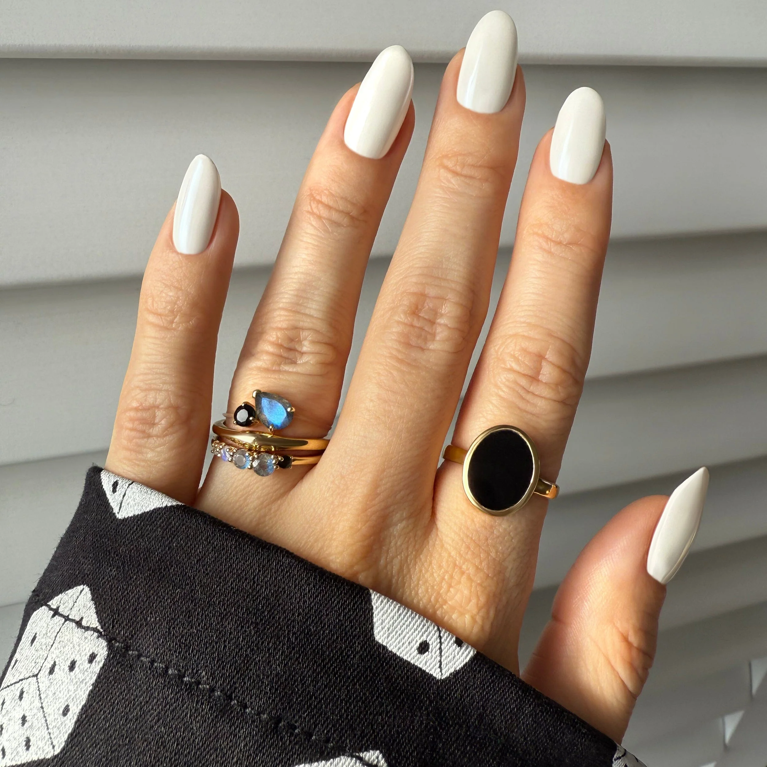 Black Obsidian Labradorite Ring - Rain - Image 15