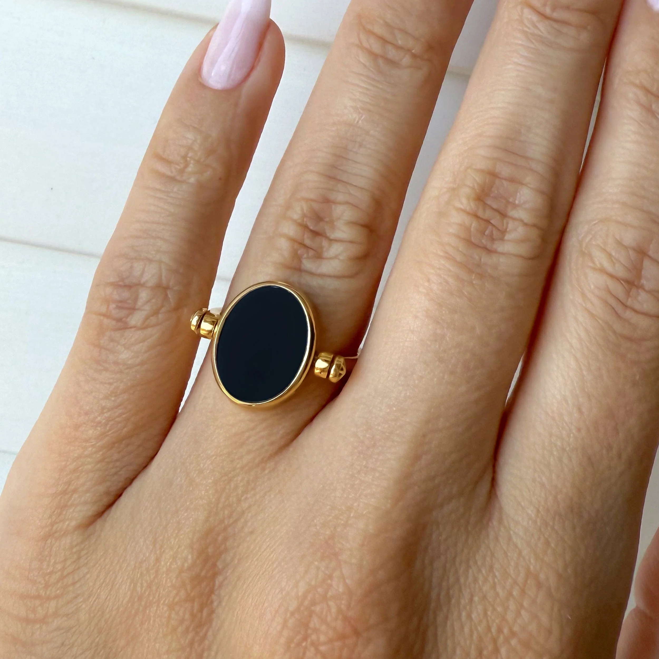 Black Onyx Malachite Fidget Ring - Spinning Enfolded - Image 10