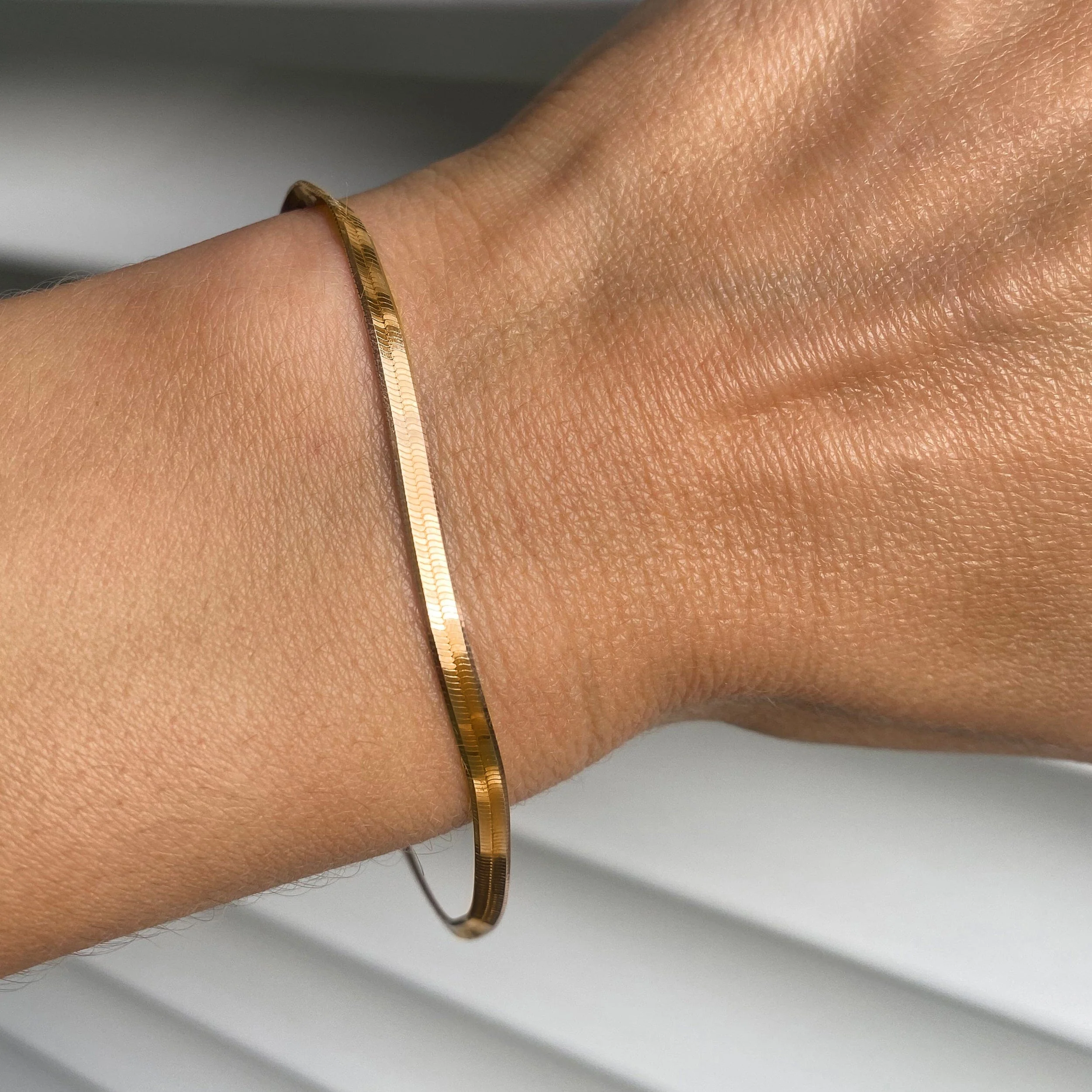Plain Metal Wristlet - Herringbone Bracelet - Image 12