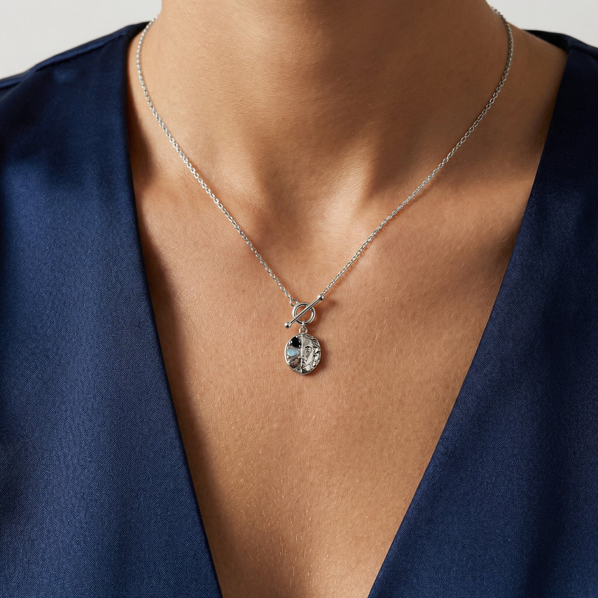 Dark Gradient Necklace - Goddess - Image 2