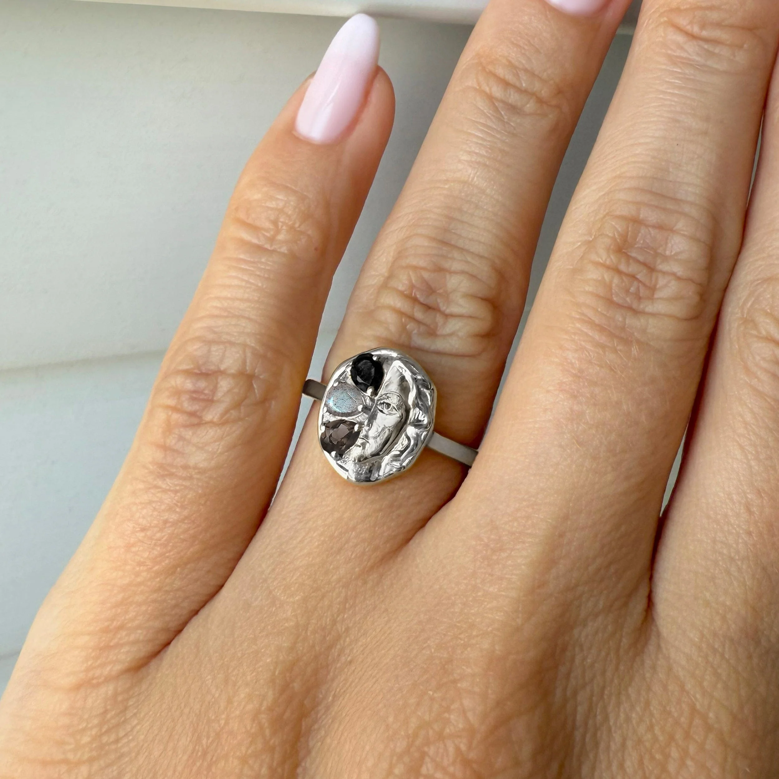 Dark Gradient Ring - Goddess - Image 2