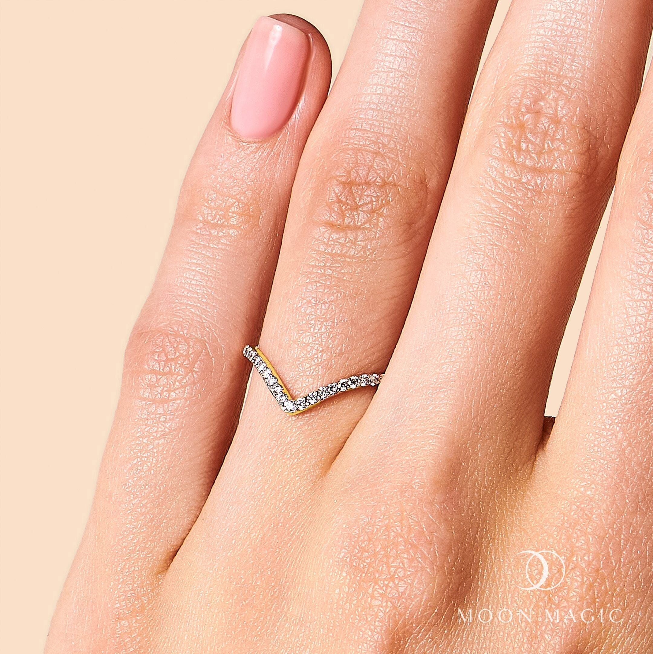 Lab Diamond Ring - Bonding Arc - Image 6