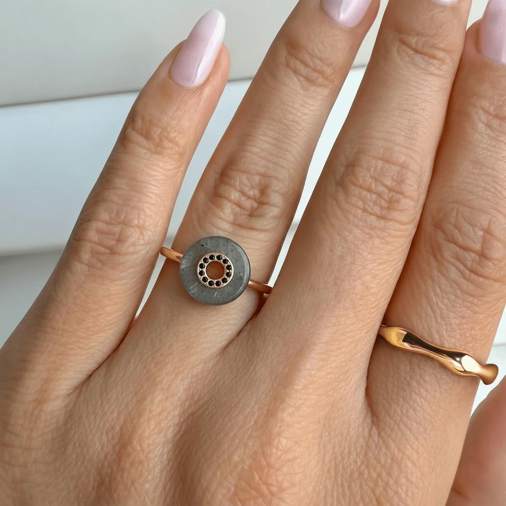 Labradorite Black Spinel Fidget Ring - Liora - Image 7