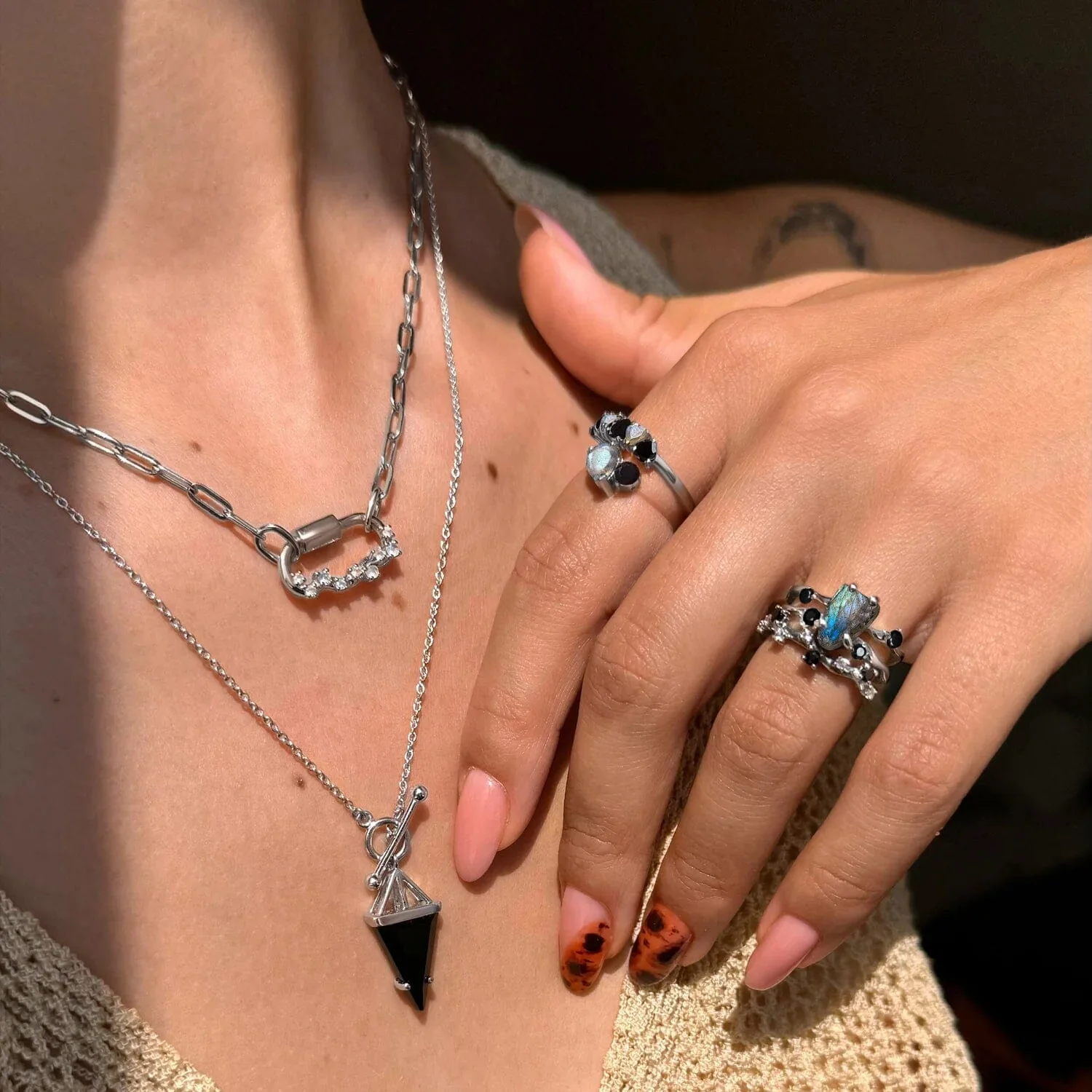 Labradorite Flow Ring & Black Onyx Stardust Band - Image 9
