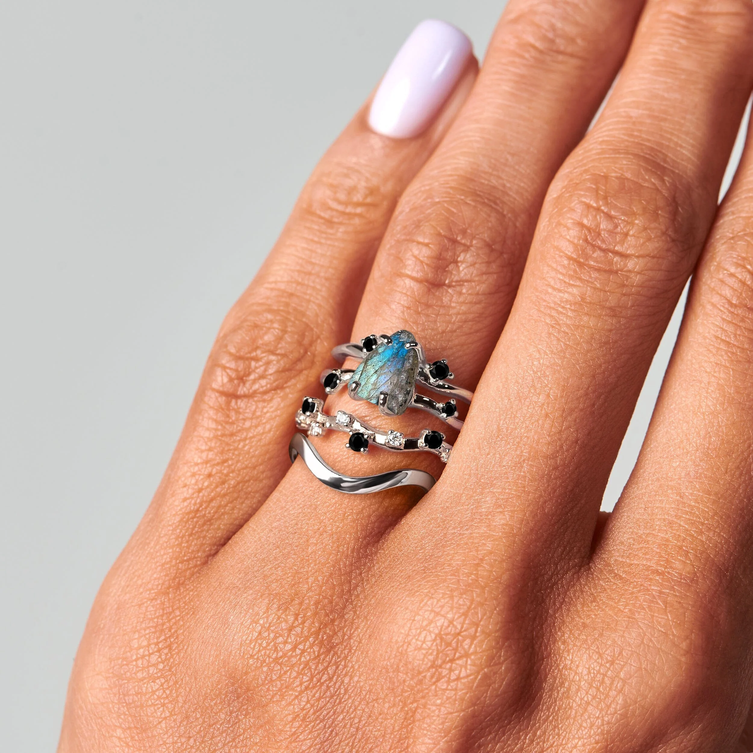 Labradorite Flow Ring - Stardust & Waves Band - Image 2