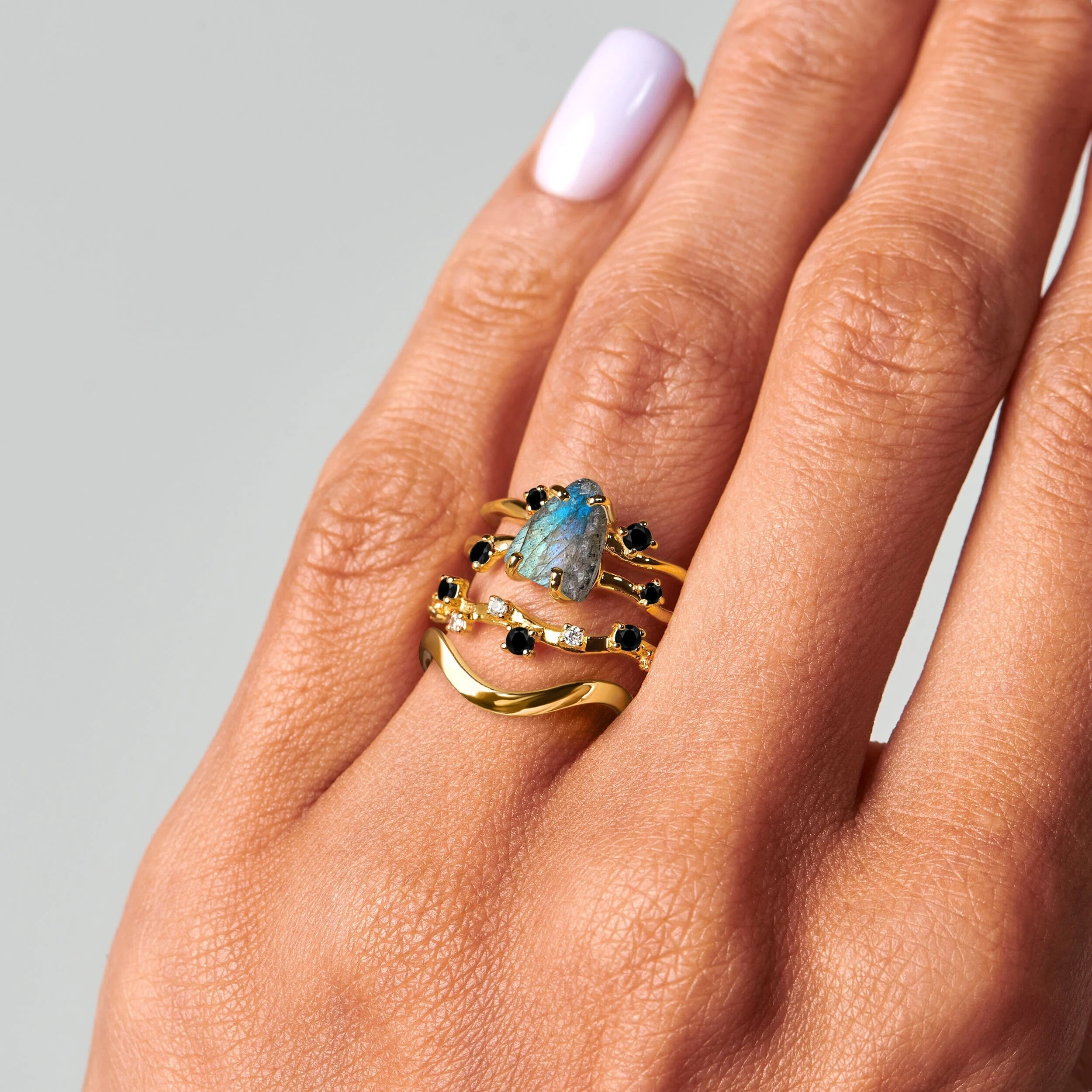 Labradorite Flow Ring - Stardust & Waves Band - Image 4