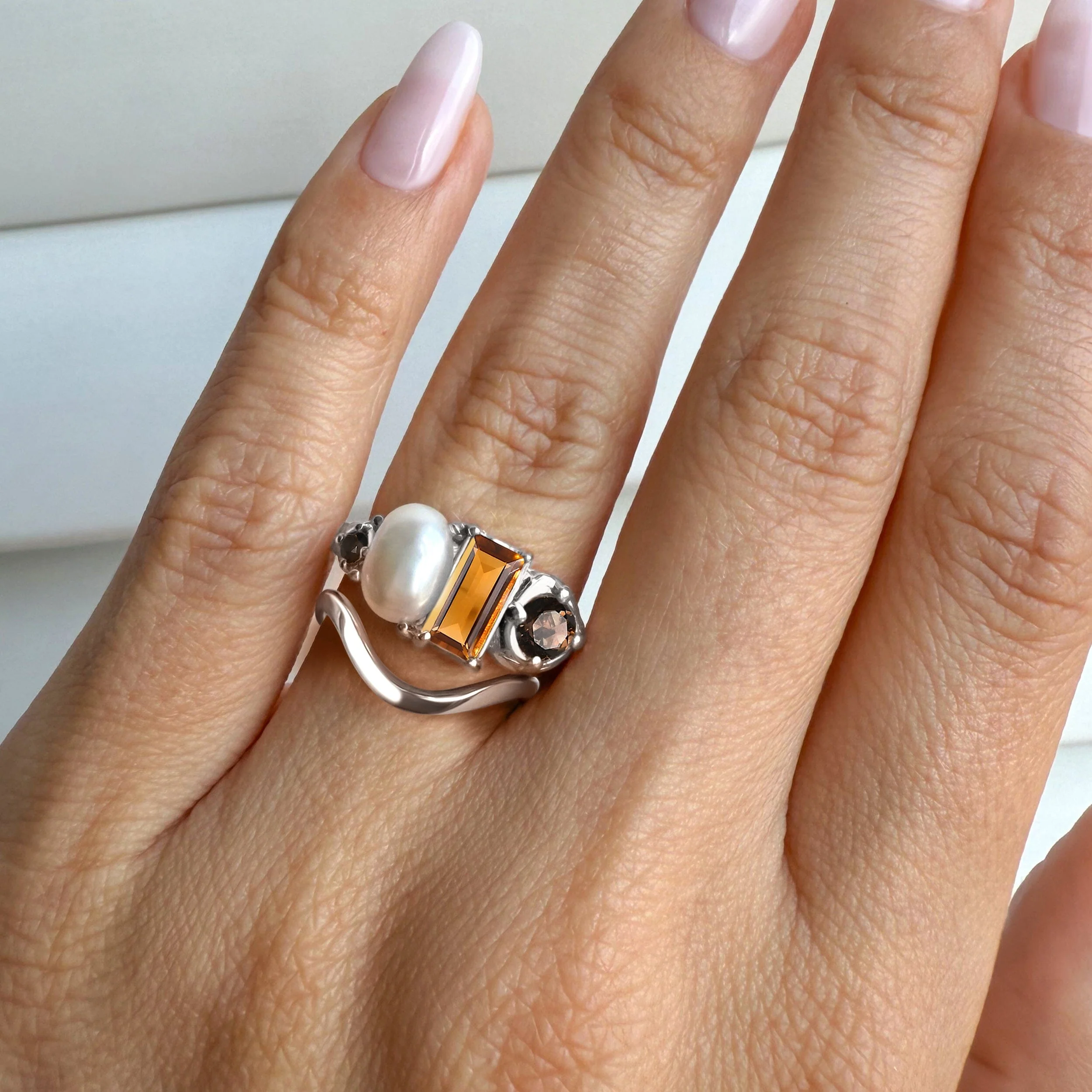 Madeira Citrine Treasure Ring & Waves Band - Image 2