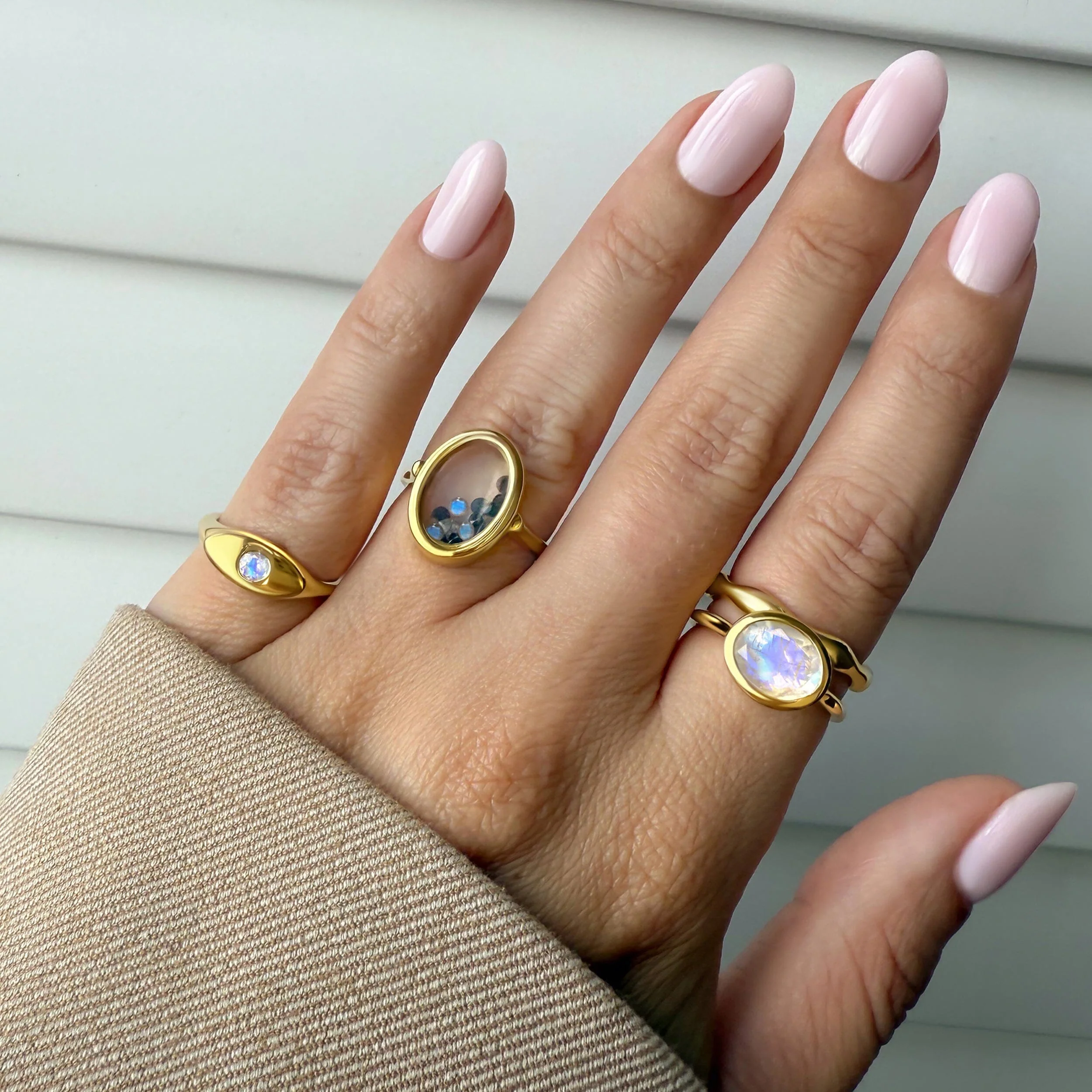 Moonstone Pinky Ring - Signet Lune - Image 16