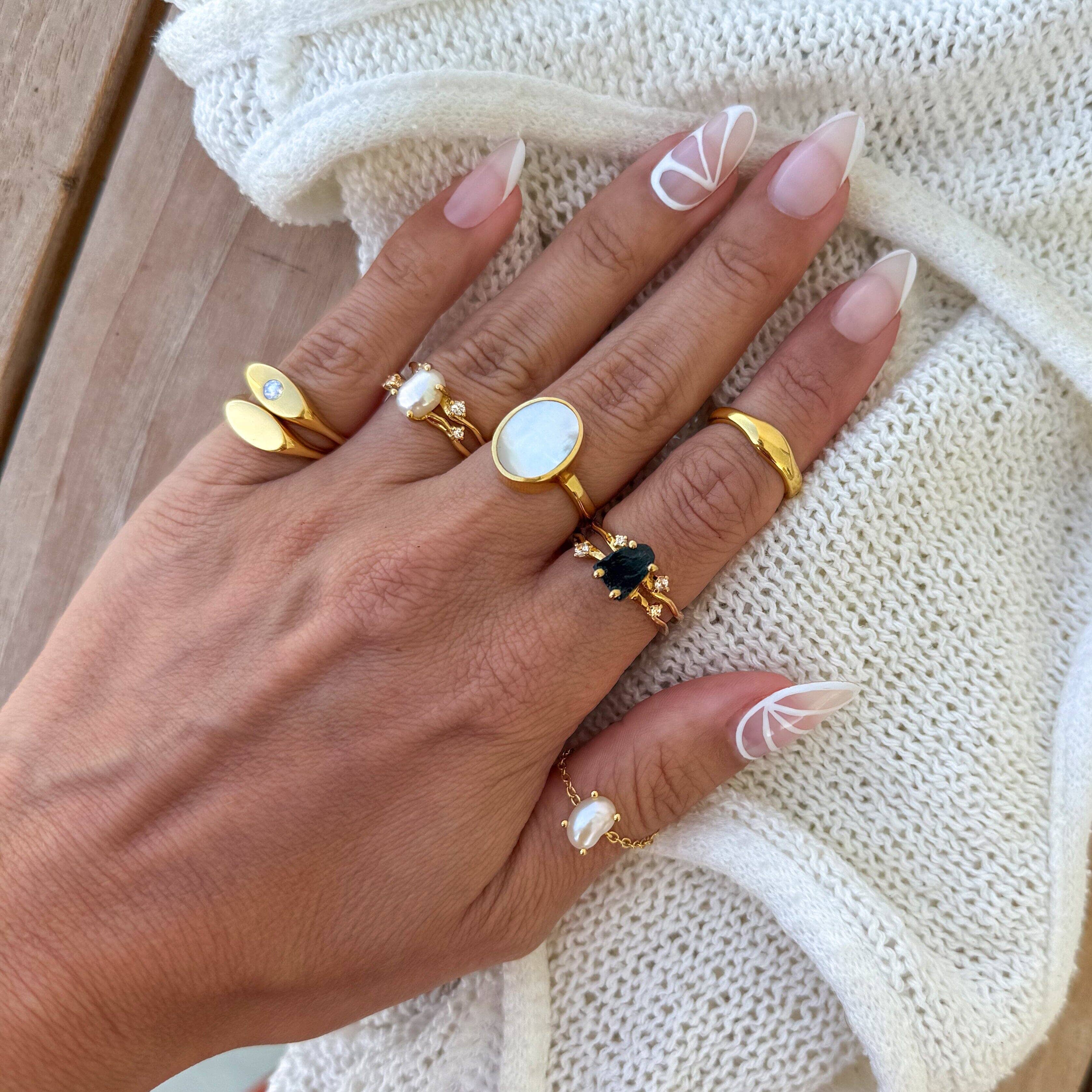Moonstone Pinky Ring - Signet Lune - Image 18