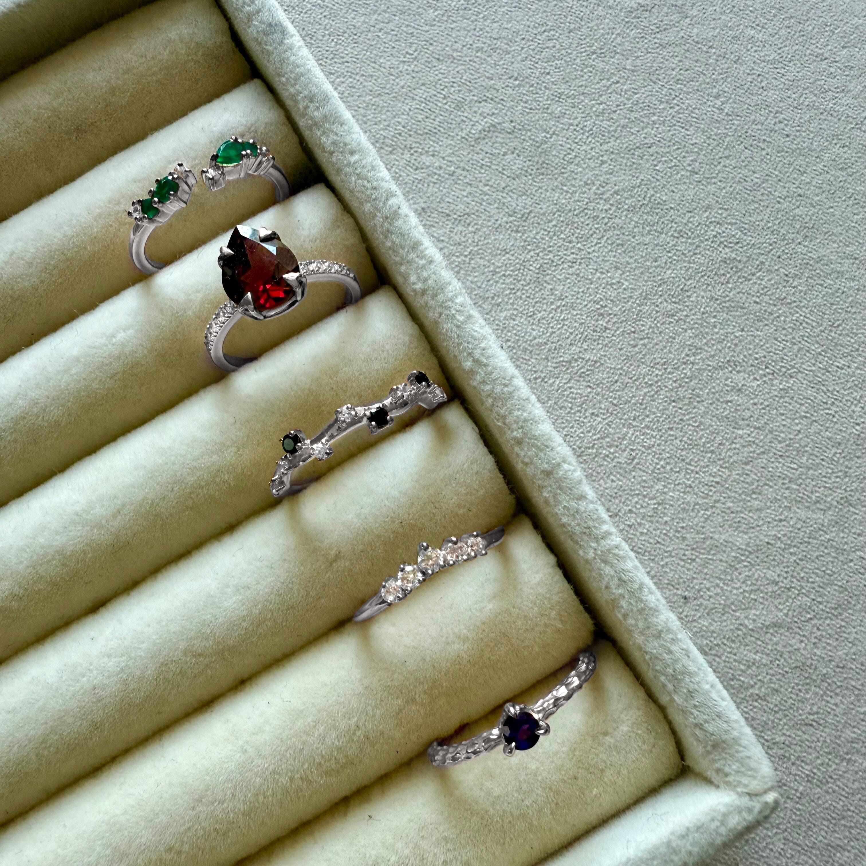 Mystery Box - Five Rings - Image 13