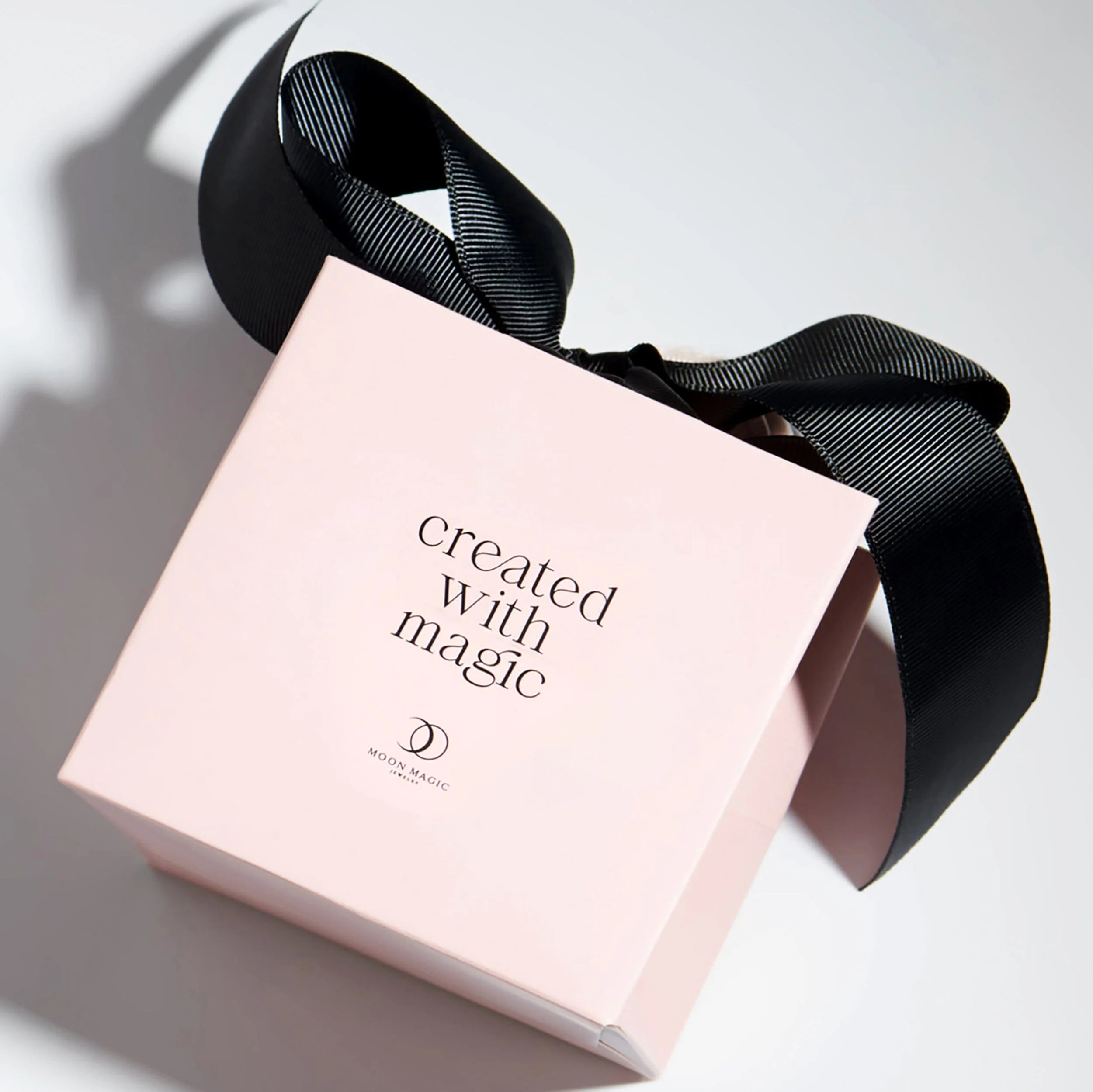 Pink Gift Bag - Large / Diamond Fit - Image 4