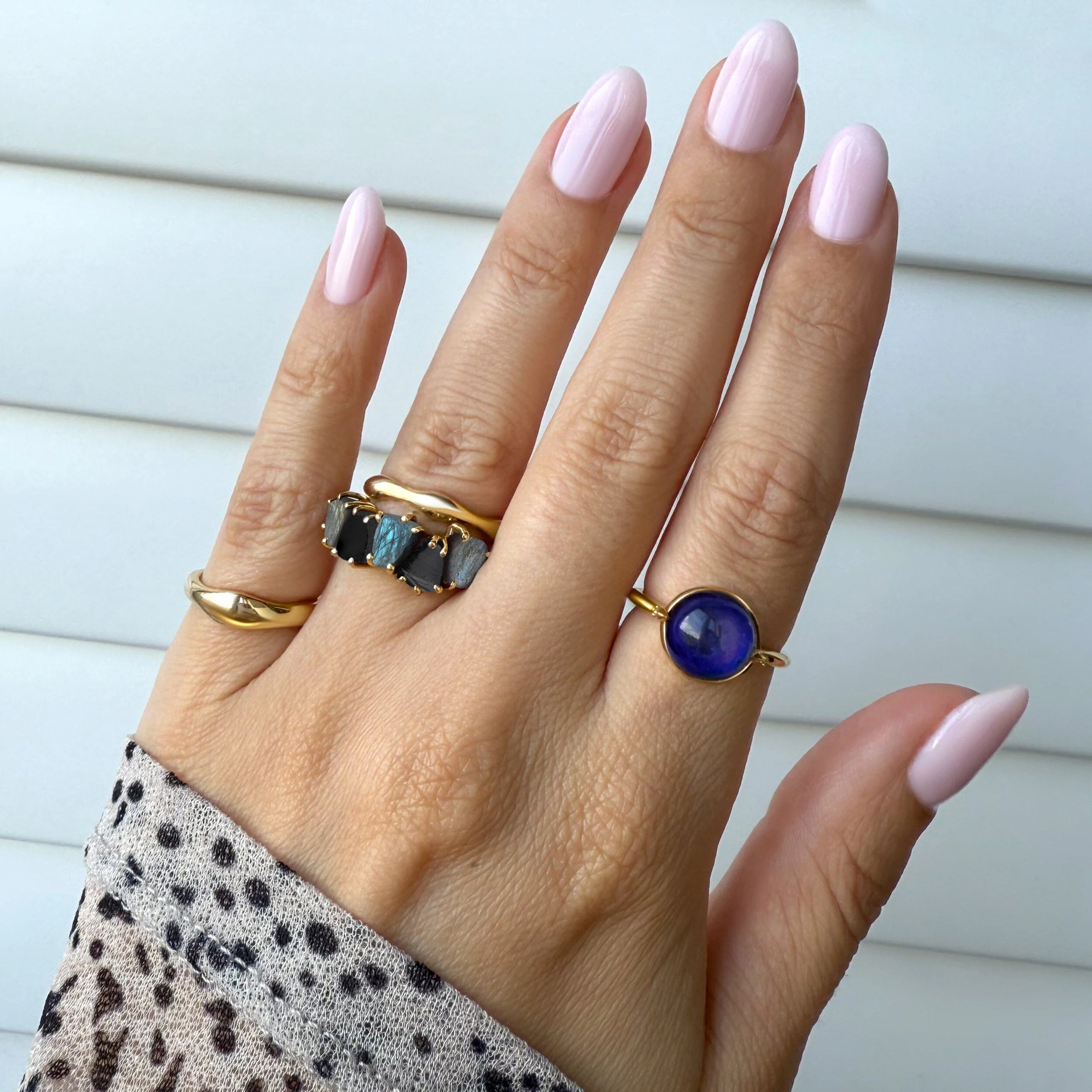 Raw Crystal Ring - Luminous Labradorite & Black Obsidian - Image 9