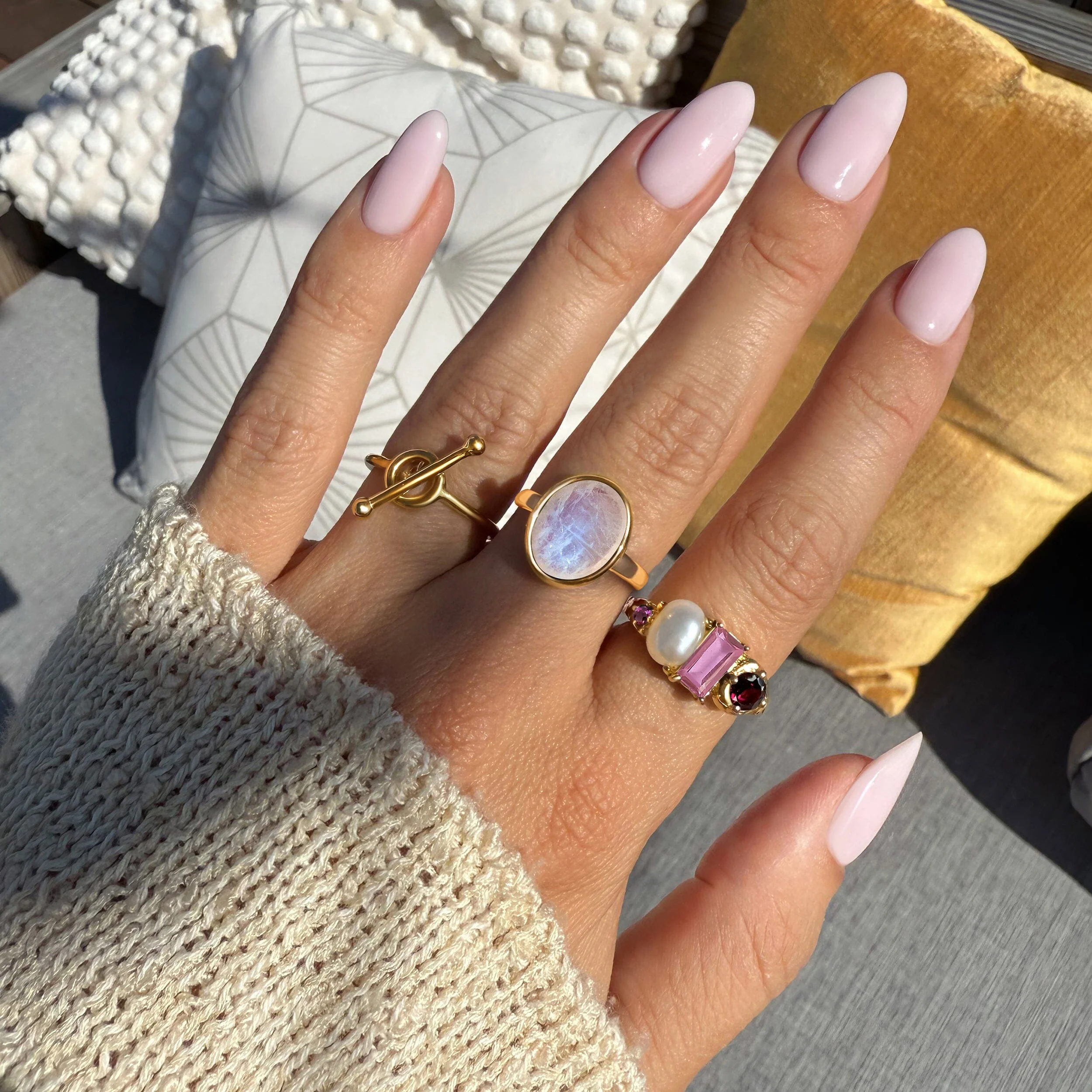 Rhodolite Garnet Pearl Ring - Treasure - Image 16
