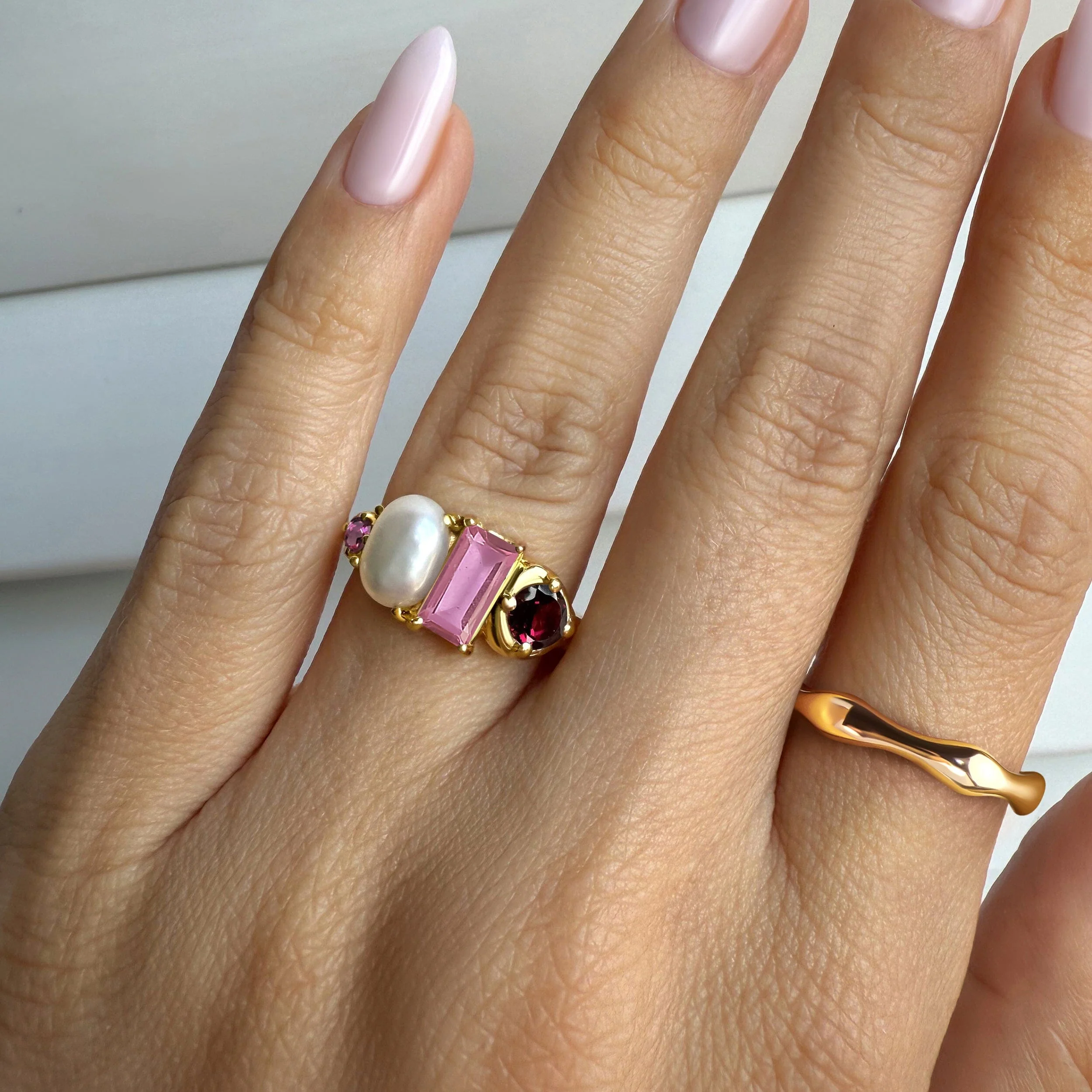 Rhodolite Garnet Treasure & Magma Band Set - Image 9