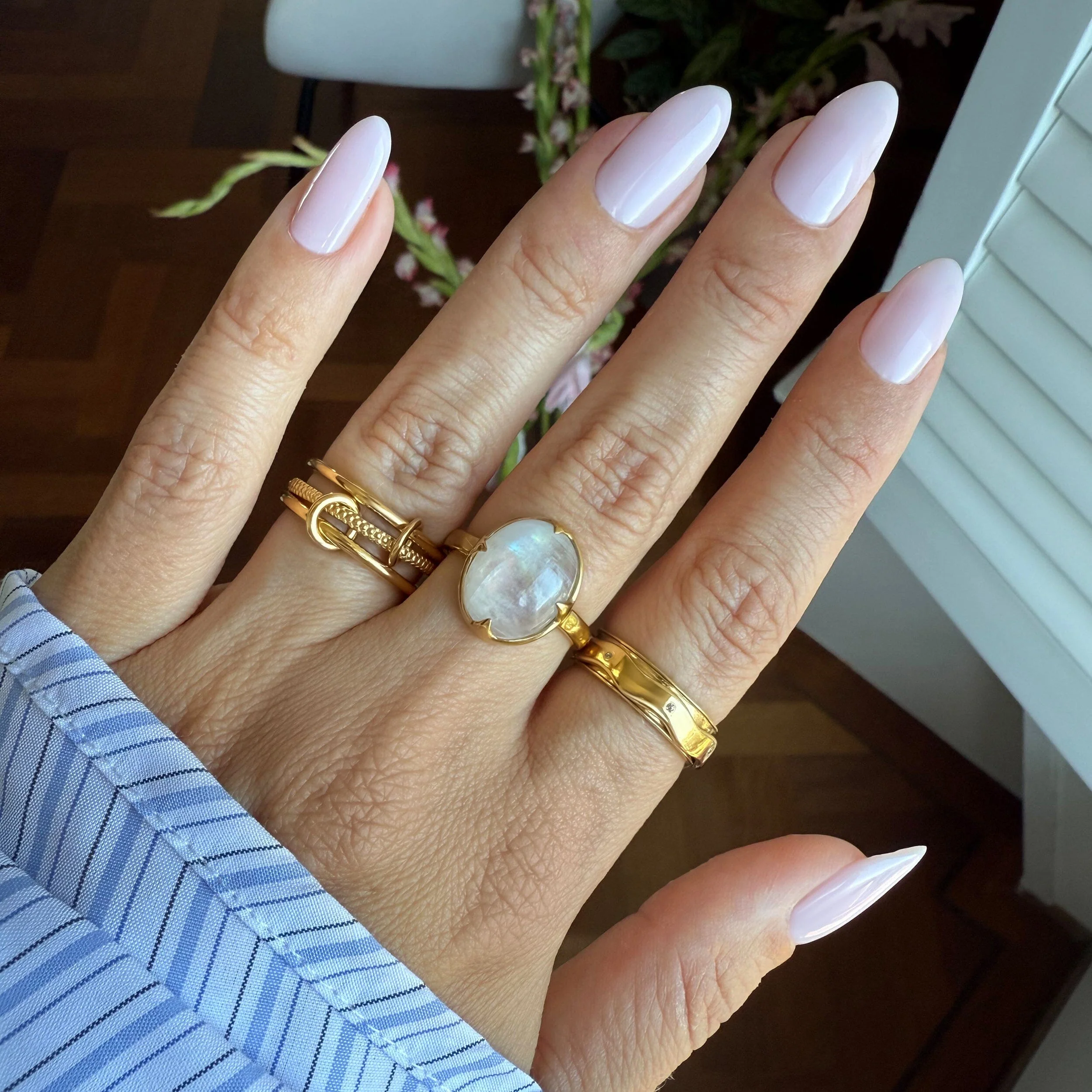 White Zircon Fidget Ring - Spinning Clarity - Image 16