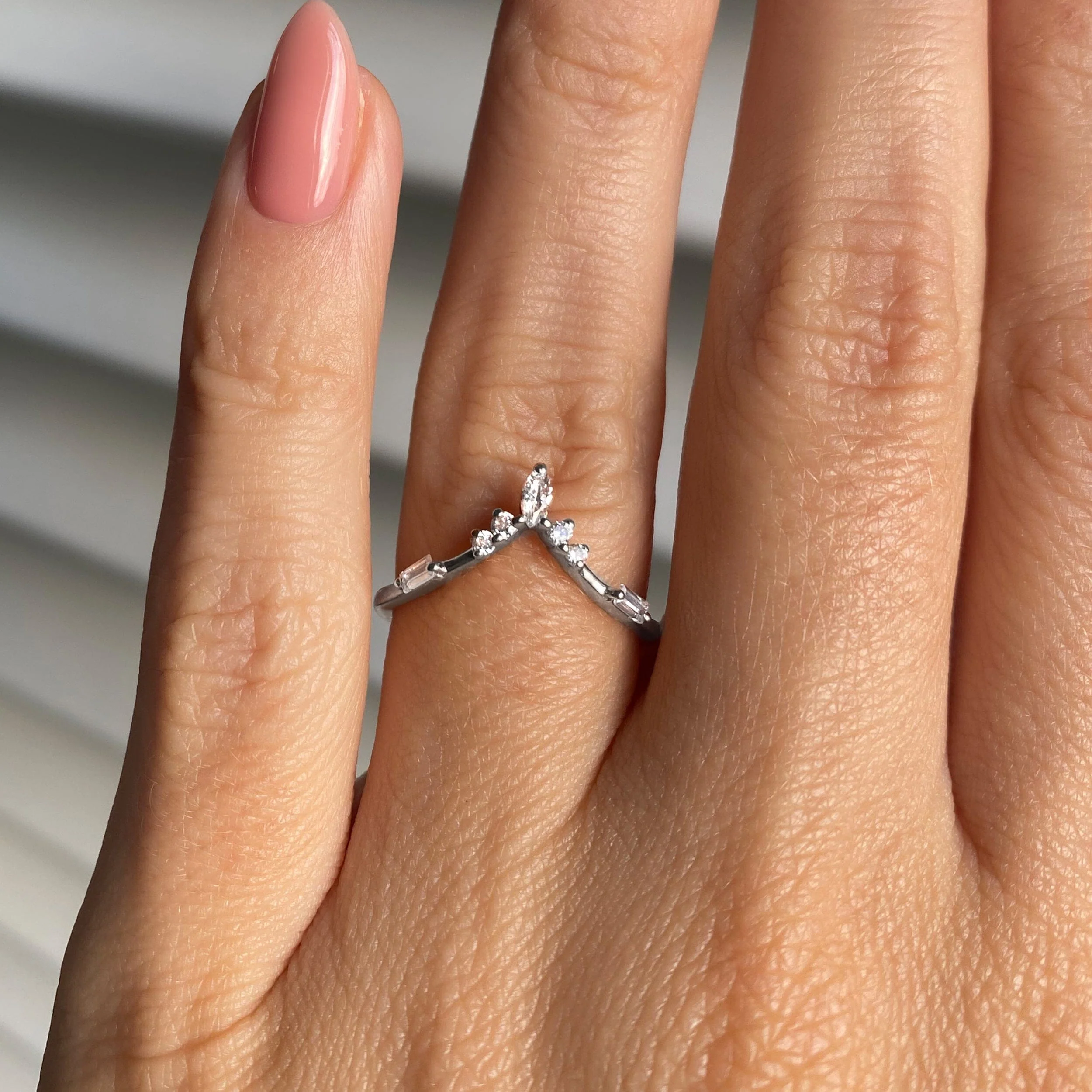 White Zircon Ring - Diadème Band - Image 2