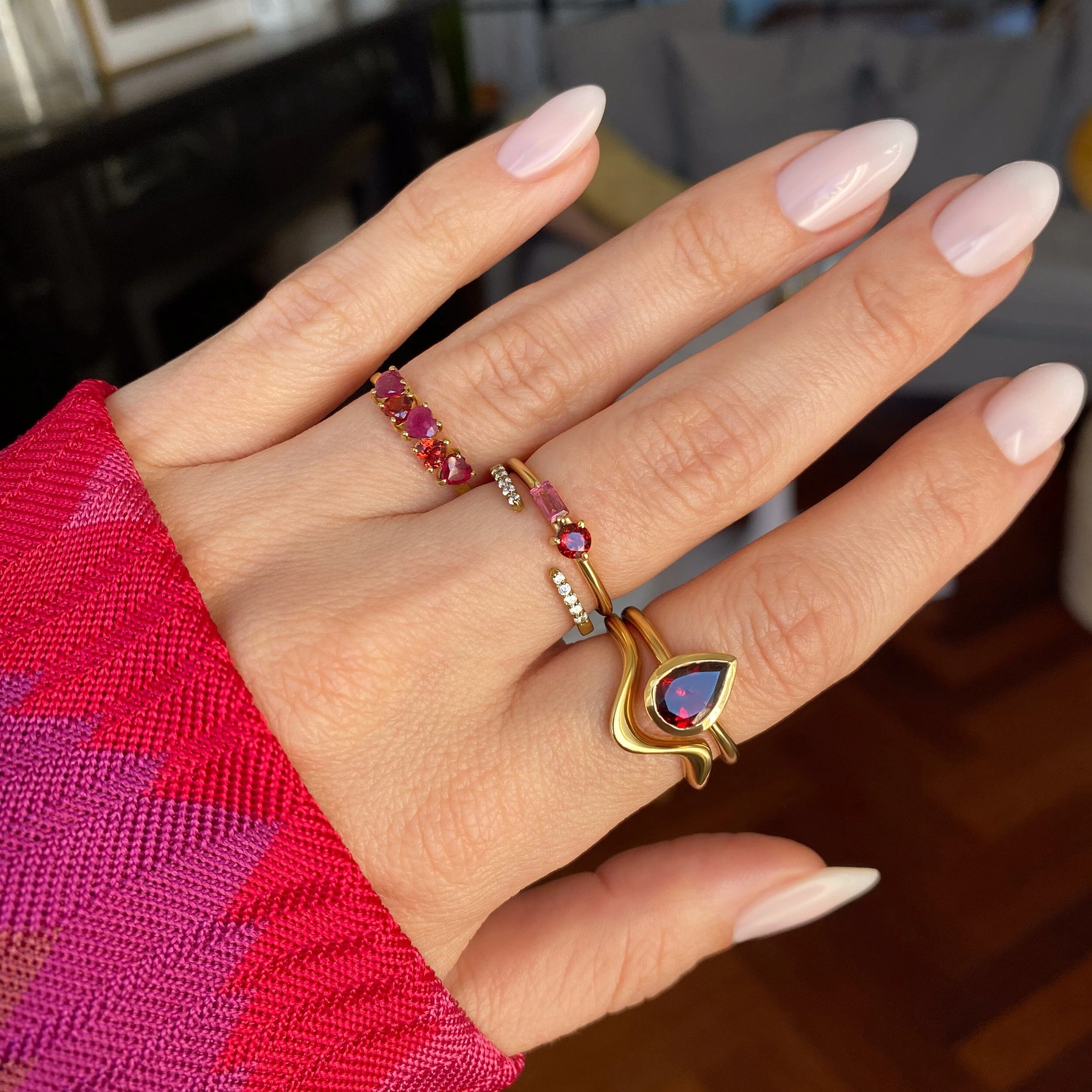 White Zircon Ring - Twinkling Band - Image 16